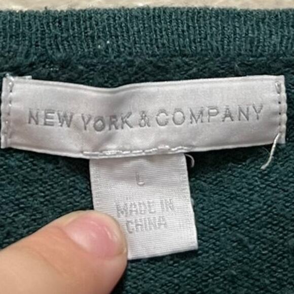 New York & Company Cardigan Sweater Green Cotton Button Front V-Neck Sz L - Picture 3 of 4
